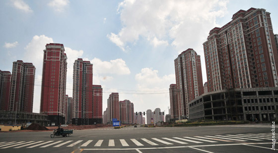 !لماذا لا يسكن أحد المدينة الصينية التي كلّف بناؤها 161 مليار دولار؟ صورة رقم 12