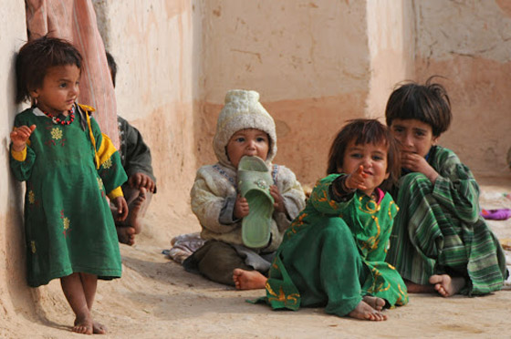 القتل أو التشويه.. خطر يطارد الأطفال في أفغانستان صورة رقم 1