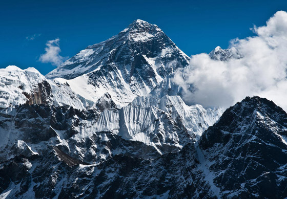 بالصور.. تعرفوا أعلى جبال في العالم صورة رقم 1