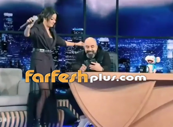 النجمة العراقية رحمة رياض تشعل مسرح (لهون وبس) وتتغزل بالإعلامي هشام حداد! فيديو صورة رقم 7