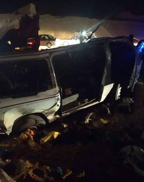 18 قتيلا بينهم أطفال بحادث سير بمصر.. شاحنة انقلبت على حافلة ودمرتها صورة رقم 3