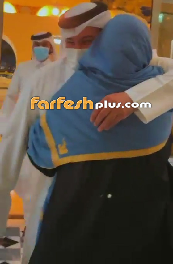 فيديو أحلام: قبلات وأحضان لزوجها مبارك الهاجري بعد غيابه عنها مدة عام! صورة رقم 4