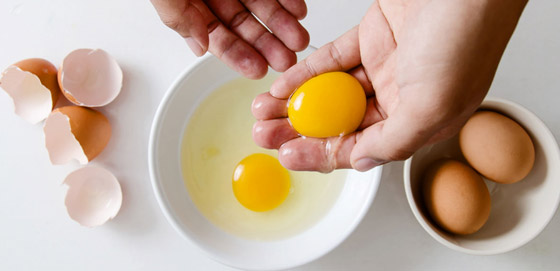 الفرق الصحي بين صفار البيض وبياضه وفوائدهما.. متى يستخدمان بالطهي؟ صورة رقم 7