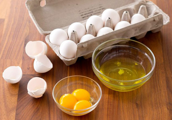 الفرق الصحي بين صفار البيض وبياضه وفوائدهما.. متى يستخدمان بالطهي؟ صورة رقم 2