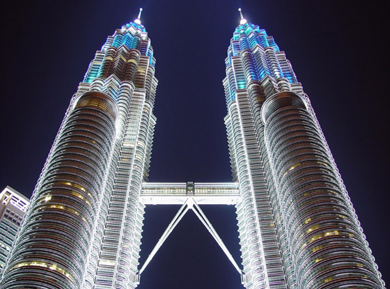 بالصور: تعرفوا إلى 10 من أطول المباني والأبراج في العالم صورة رقم 8