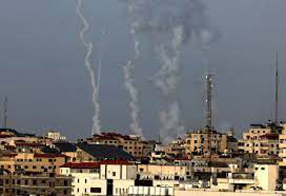 130 غارة إسرائيلية على غزة.. سقوط قتلى وجرحى بينهم أطفال صورة رقم 11