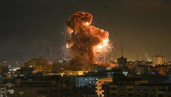130 غارة إسرائيلية على غزة.. سقوط قتلى وجرحى بينهم أطفال صورة رقم 4