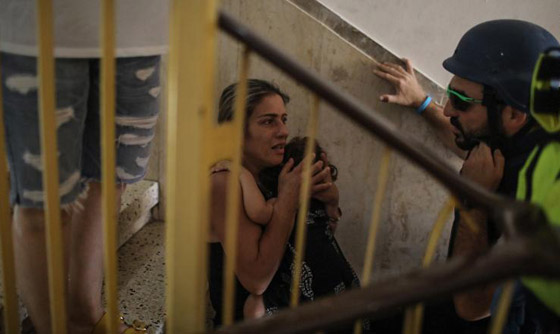 فيديو وصور: العدوان الإسرائيلي على غزة يحصد 67 قتيلا و388 جريحا صورة رقم 18