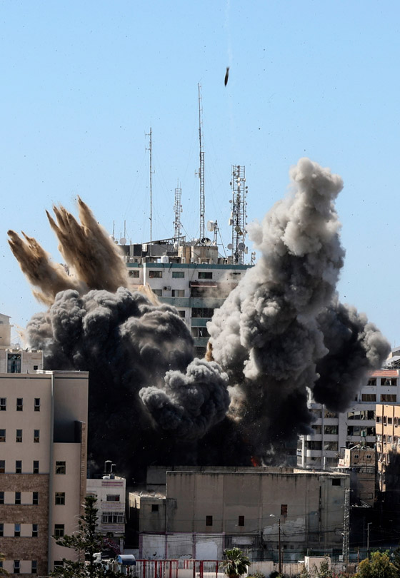 تل أبيب تشل مناحي الحياة في غزة.. 90% من مصانع القطاع متوقفة بسبب قرار إسرائيلي صورة رقم 5