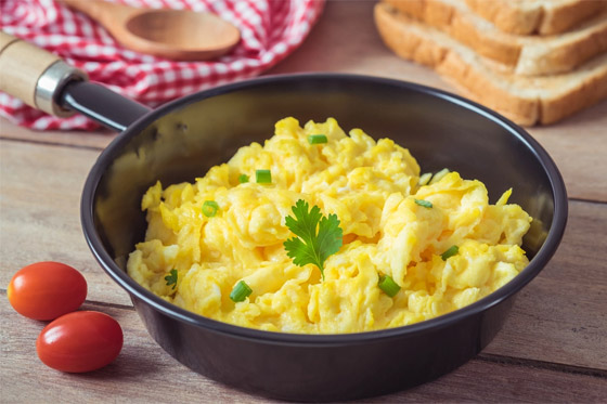 لماذا يستحيل تحضير طبق البيض المثالي رغم سهولته؟ 13 خطأ شائعا وراء الأمر صورة رقم 2