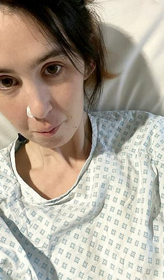 قصة أم بريطانية مصابة بالسرطان اختارت بتر ساقها على إجهاض جنينها! صورة رقم 7