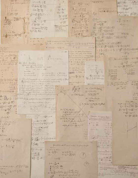 أثمن مخطوطة لأينشتاين لحسابات نظرية النسبية تُعرض للبيع بمزاد علني صورة رقم 2