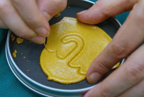 حلوى لعبة الحبار: مخبز صيني يحول التحدي لحقيقة ويضع شرطًا للاعبين صورة رقم 5