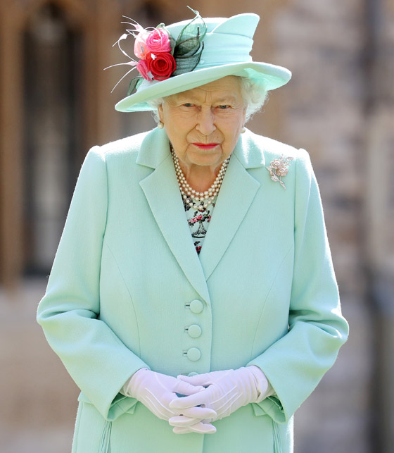 ملكة بريطانيا إليزابيث ترفض منحها لقب 