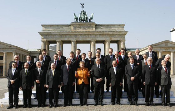 بعد 16 عاما.. ألمانيا تطوي اليوم صفحة حكم أنجيلا ميركل صورة رقم 24