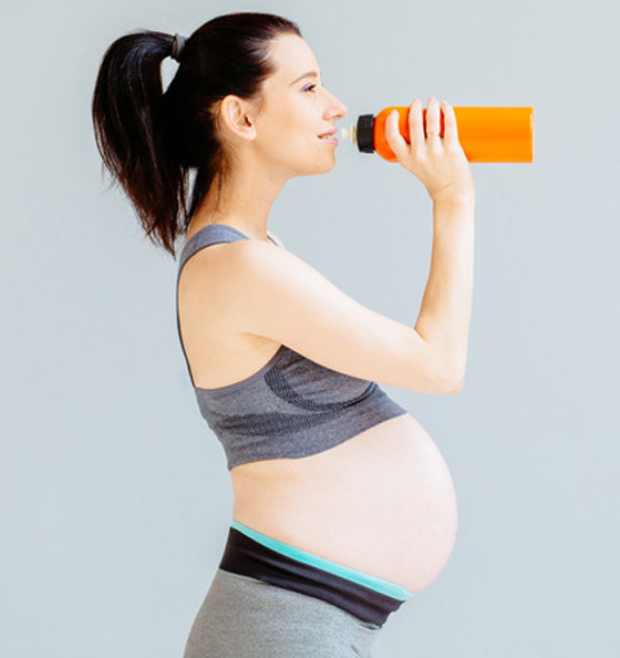 8 مشروبات لتناولها وأخرى لتجنبها أثناء الحمل للحفاظ على صحتك وصحة جنينك صورة رقم 2