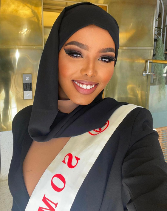 خديجة عمر: أول صومالية محجبة تنافس على لقب ملكة جمال العالم صورة رقم 9