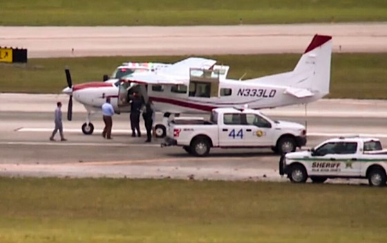  صورة رقم 1 - بالفيديو: مسافر بدون خبرة في الطيران يقود طائرة ويهبط بسلام بعد مرض الطيار!