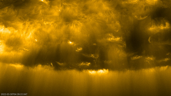  صورة رقم 2 - الشمس كما لم تروها من قبل: صور لتوهجات غريبة تمتد لأميال