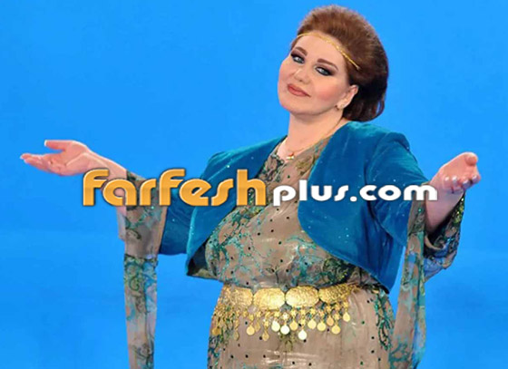  صورة رقم 11 - فيديوهات: للمرة الثانية مياده الحناوي تسقط على المسرح.. والنشاز يفقدها جمال صوتها!