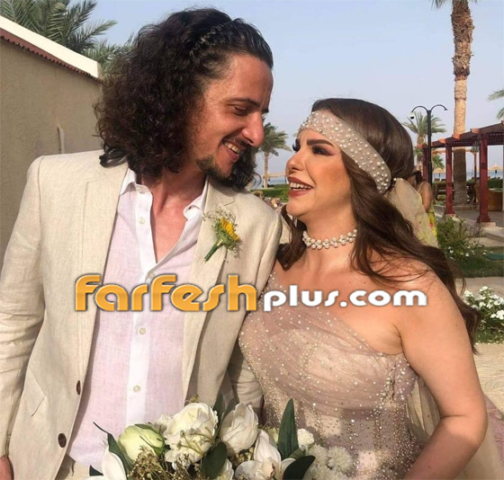 فيديو وصور زفاف الفنانة دنيا عبد العزيز.. العروس بفستان مميز وحذاء رياضي! صورة رقم 3