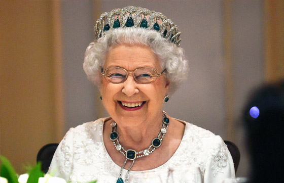  صورة رقم 6 - 4 حقائق مذهلة عن فستان الملكة إليزابيث في 