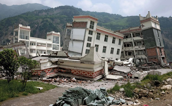 بعضها مسح قرى بأكملها من الوجود.. أقوى الزلازل المسجلة التي ضربت العالم صورة رقم 2