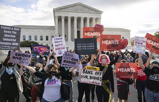 المحكمة الأمريكية العليا تلغي حق الإجهاض التاريخي.. وبايدن حزين! صورة رقم 5