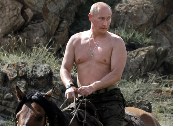 بعد السخرية من صوره.. رد محرج من بوتين على قادة مجموعة السبع صورة رقم 3