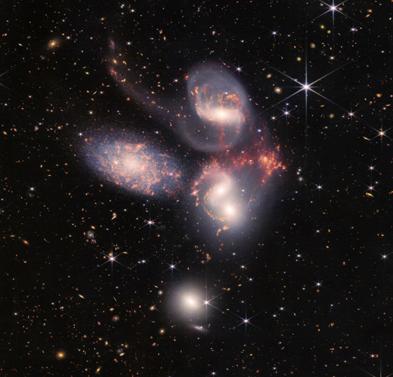  صورة رقم 8 - علماء الفلك يكتشفون طريقة مدهشة لرؤية بدايات الكون