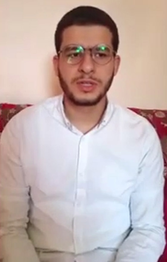  صورة رقم 1 - فيديو: شاب يقرأ القرآن الكريم كاملا في سبع ساعات دون أخطاء!
