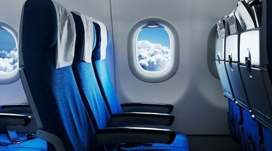  صورة رقم 2 - لهذا السبب تجنب النوم على النافذة في الطائرة