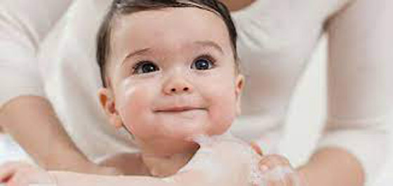 صورة رقم 6 - أفضل زيت شعر للأطفال الرضع.. منها جوز الهند والجوجوبا
