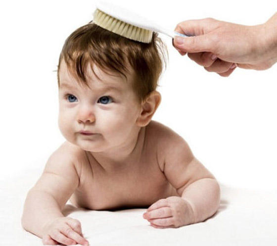 صورة رقم 7 - أفضل زيت شعر للأطفال الرضع.. منها جوز الهند والجوجوبا