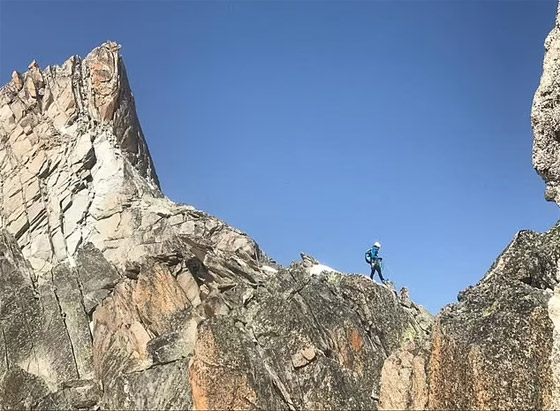 بطلة عالم فرنسية بالتسلق تلقى حتفها ورفيقتها بعد سقوطهما من قمة جبال الألب صورة رقم 6