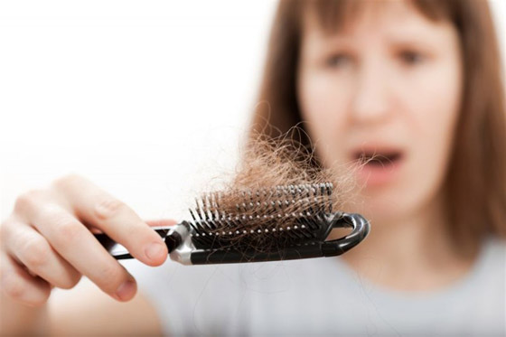 لا تقلقي من تساقط الشعر.. فهذه أفضل العلاجات المنزلية صورة رقم 5