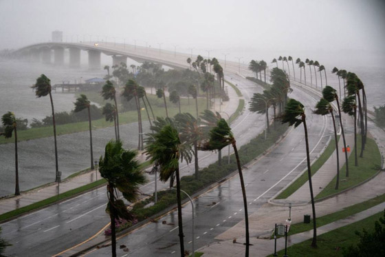فلوريدا تخشى خسائر بشرية كبيرة جراء الإعصار إيان صورة رقم 1