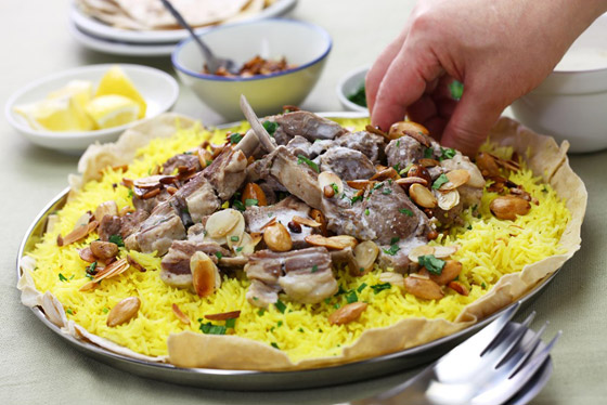  صورة رقم 3 - طريقة إعداد المنسف الأردني.. أكلة شعبية غزت العالم