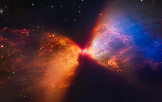 شكلها غريب.. تلسكوب جيمس ويب يلتقط صور لسحابة ضخمة مذهلة صورة رقم 2
