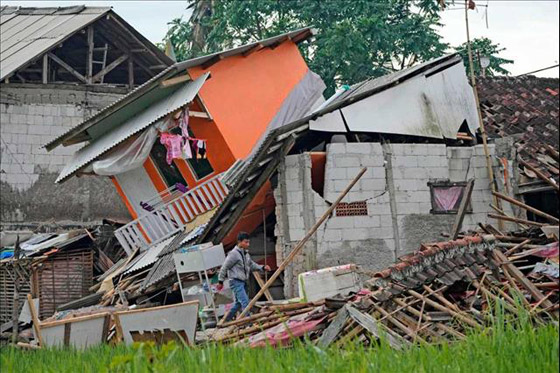  صورة رقم 6 - صور : زلزال عنيف يضرب جزر سليمان