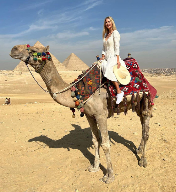  صورة رقم 7 - بالصور: إيفانكا ابنة ترامب وأسرتها أمام الأهرامات: أستكشف جمال مصر