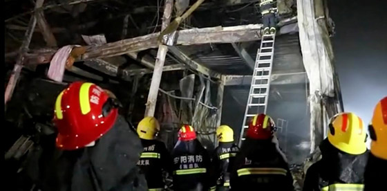  صورة رقم 2 - فيديو: حريق هائل بالصين.. النيران التهمت أجساد 10 أشخاص