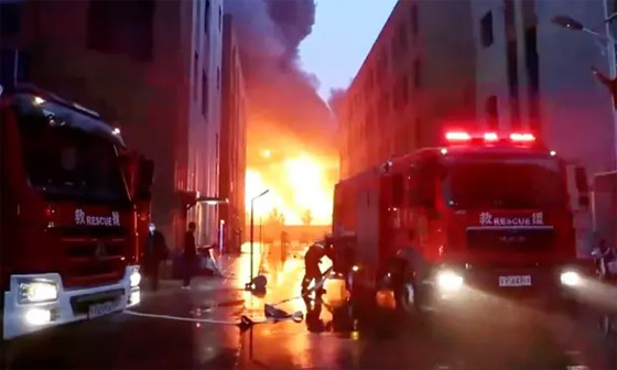  صورة رقم 8 - فيديو: حريق هائل بالصين.. النيران التهمت أجساد 10 أشخاص