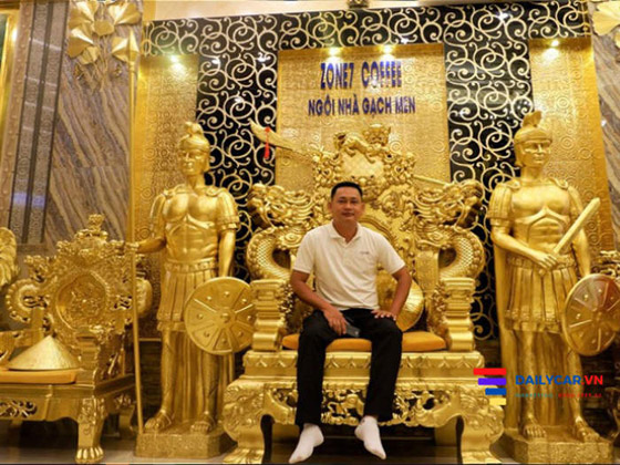 صور : رجل أعمال فيتنامي يبني منزلاً من الذهب لجذب السياح صورة رقم 5
