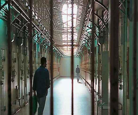  صورة رقم 2 - بمناسبة الفوز على ويلز.. إيران تفرج عن 715 سجينا