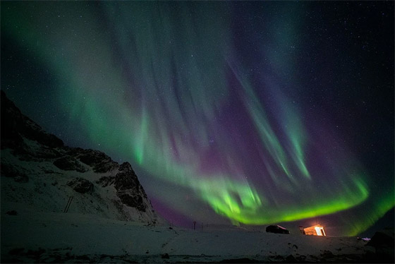  صورة رقم 6 - لم يصدق ما تراه عيناه.. سعودي يرصد ظاهرة الشفق القطبي في النرويج