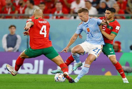  صورة رقم 1 - منتخب المغرب يسطر تأهلاً للتاريخ على حساب إسبانيا