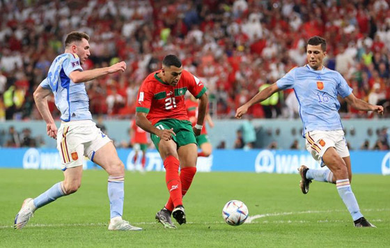  صورة رقم 9 - منتخب المغرب يسطر تأهلاً للتاريخ على حساب إسبانيا