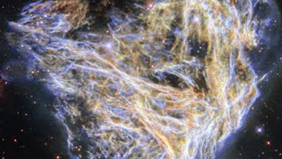  صورة رقم 5 - تلسكوب هابل يلتقط بقايا مذهلة لمستعر أعظم في مجرة مجاورة لنا