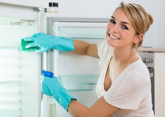  صورة رقم 2 - حيل تساعدك في تنظيف الثلاجة.. لإبقائها جيدة